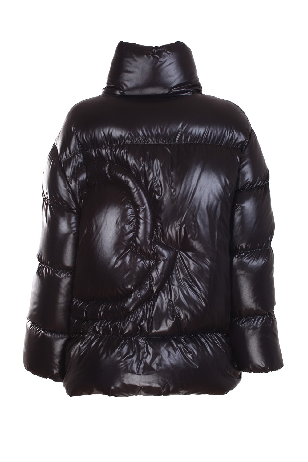 shop MONCLER Sales Giacchetto: Moncler Piumino corto Genos.
Realizzato in nylon laqué.
Fodera in nylon laqué.
Imbottitura in piuma.
Cappuccio.
Chiusura con zip.
Tasche con zip.
Polsi elasticizzati regolabili.
Fondo del capo regolabile con coulisse elastica.
Logo in feltro.
Vestibilità ampia.
Composizione imbottitura: 90% Piumino, 10% Piuma.
Composizione:  100% Poliammide.
Fabbricato in Romania.. GENOS1A00108 68950-999 number 4741544